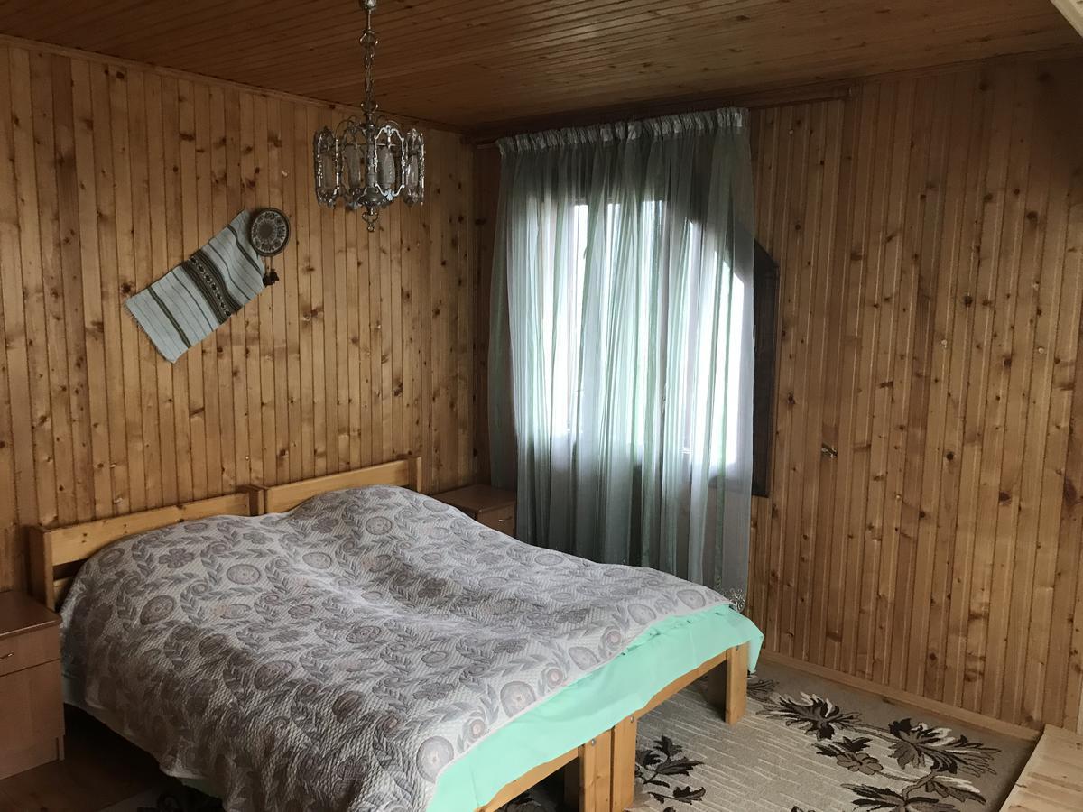 червона калина Private Estate Chervona Kalyna