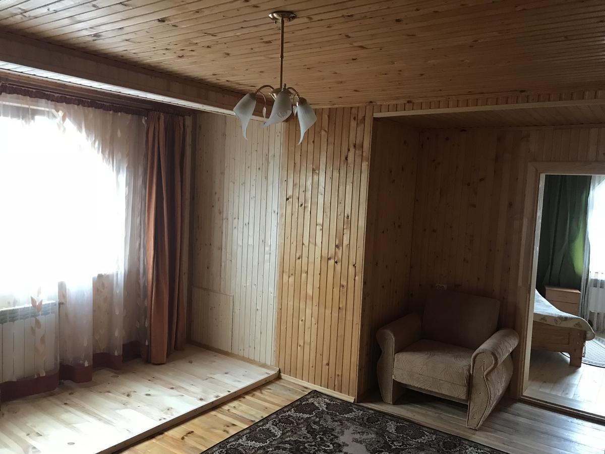 Pensjonat червона калина Private Estate Chervona Kalyna