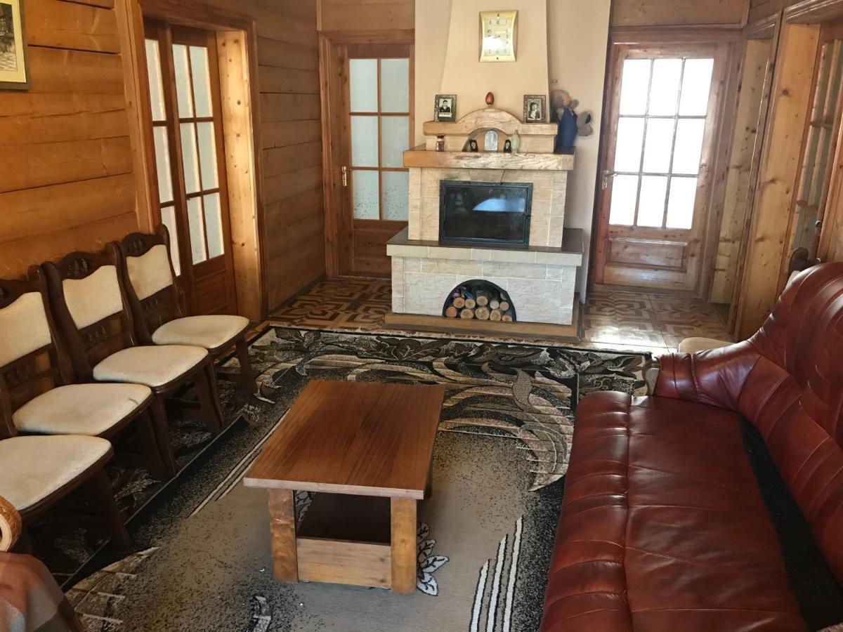 червона калина Private Estate Chervona Kalyna